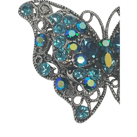 Vintage Fashion Butterfly Brooch Crystal Rhinestones Blue Aqua Teal Silver Tone - Picture 7 of 17